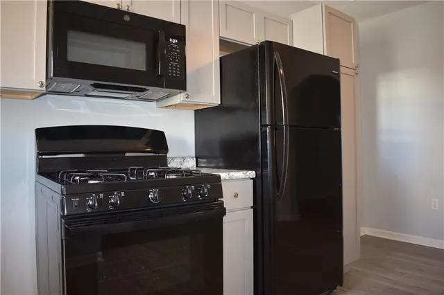 $1,000 | 214 11th Street, Unit 1, Sharpsburg, PA 15215