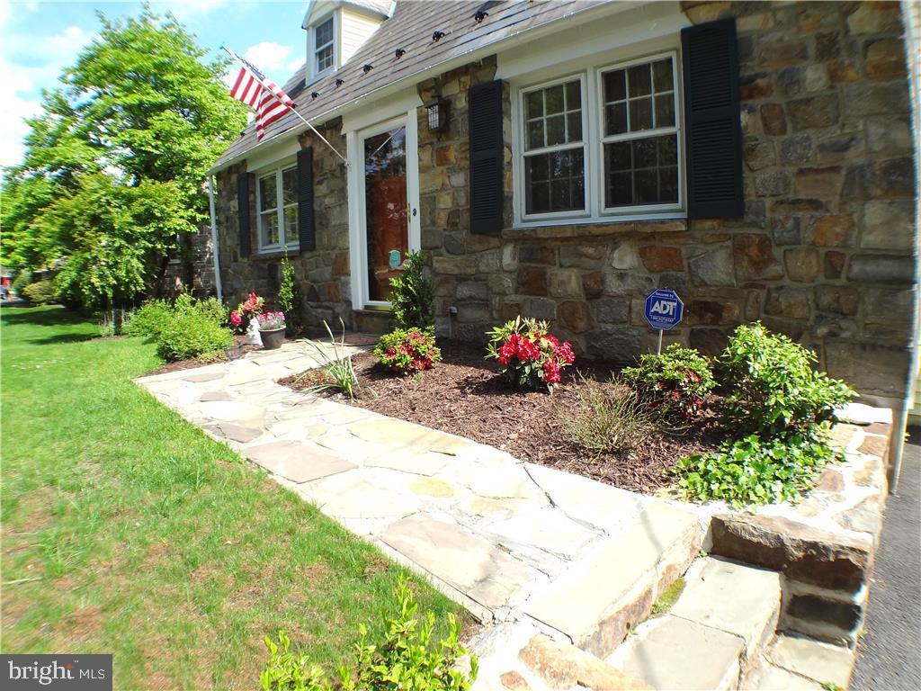 418 East Macada Road Bethlehem, PA 18017 - Photo 3 of 42 Gallery Image 3