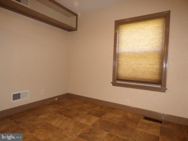 1420 Windsor Road Red Lion, PA 17356 - Photo 14 of 26 Gallery Image 14