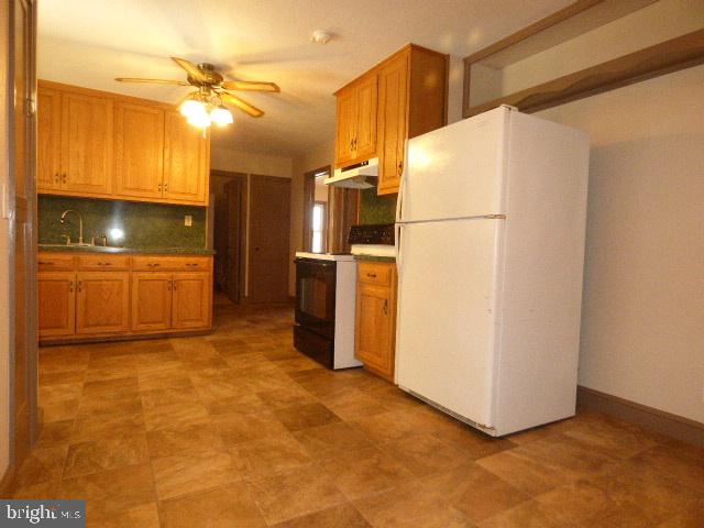 1420 Windsor Road Red Lion, PA 17356 - Photo 15 of 26 Gallery Image 15