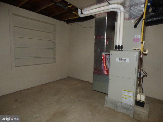 1420 Windsor Road Red Lion, PA 17356 - Photo 24 of 26 Gallery Image 24