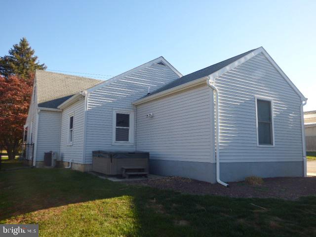 1420 Windsor Road Red Lion, PA 17356 - Photo 8 of 26 Gallery Image 8