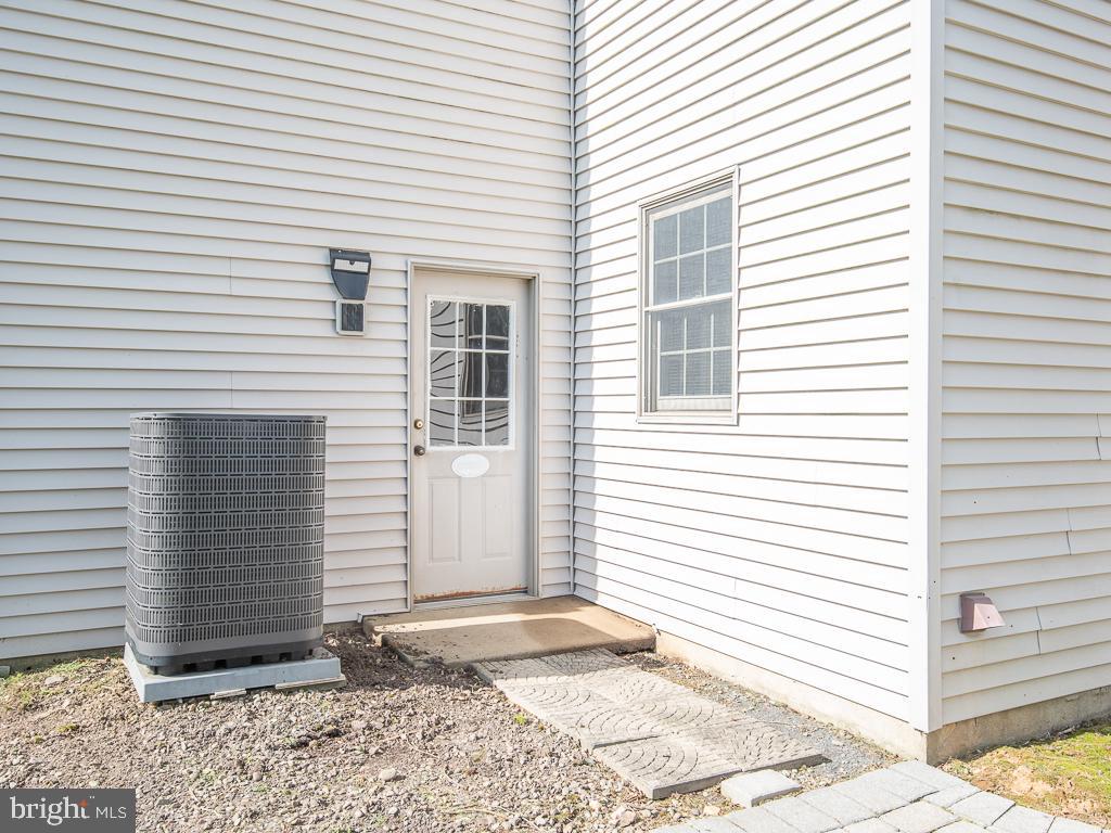 704 Oxford Road Lancaster, PA 17601 - Photo 56 of 64 Gallery Image 56