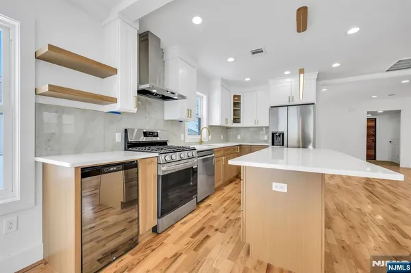 $999,000 | 309 Ottawa Avenue, Hasbrouck Heights, NJ 07604
