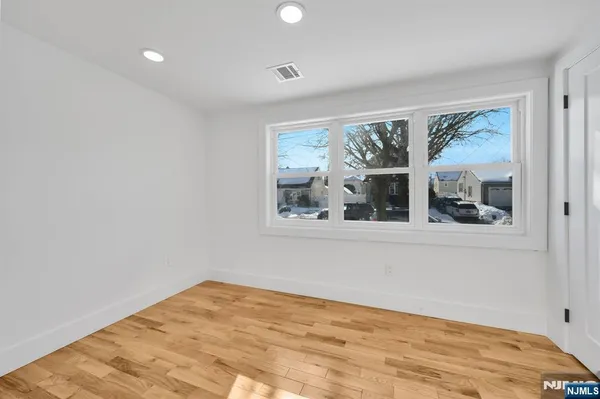 $999,000 | 309 Ottawa Avenue, Hasbrouck Heights, NJ 07604