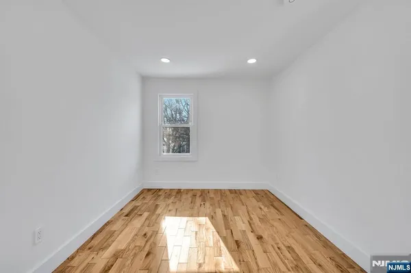 $999,000 | 309 Ottawa Avenue, Hasbrouck Heights, NJ 07604