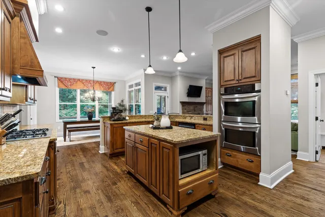 $1,695,000 | 2506 Bristlecone Lane, Signal Mountain, TN 37377