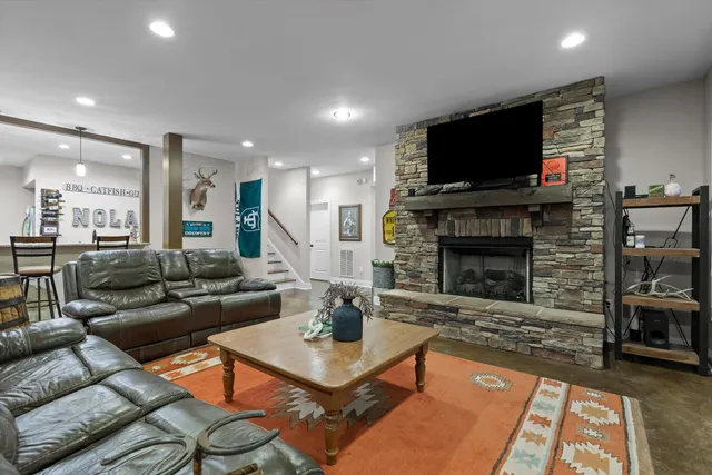 $1,695,000 | 2506 Bristlecone Lane, Signal Mountain, TN 37377