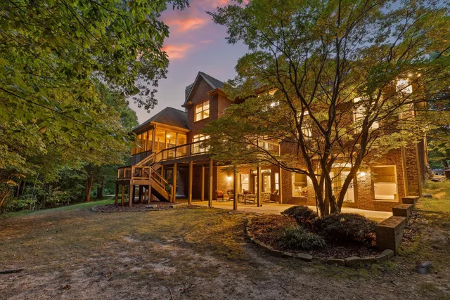 $1,695,000 | 2506 Bristlecone Lane, Signal Mountain, TN 37377