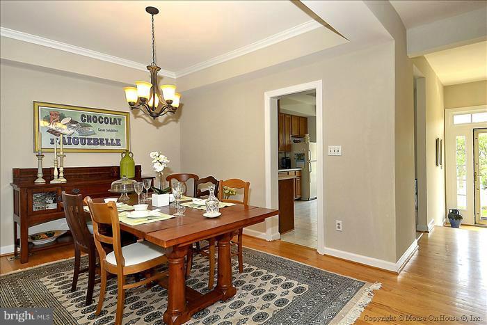 20365 Marguritte Square Sterling, VA 20165 - Photo 11 of 30 Dining Room
