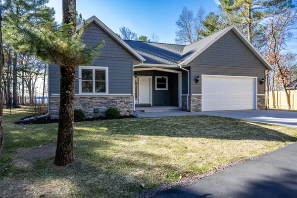 $825,000 | W3773 7th Street East, Nekoosa, WI 54457