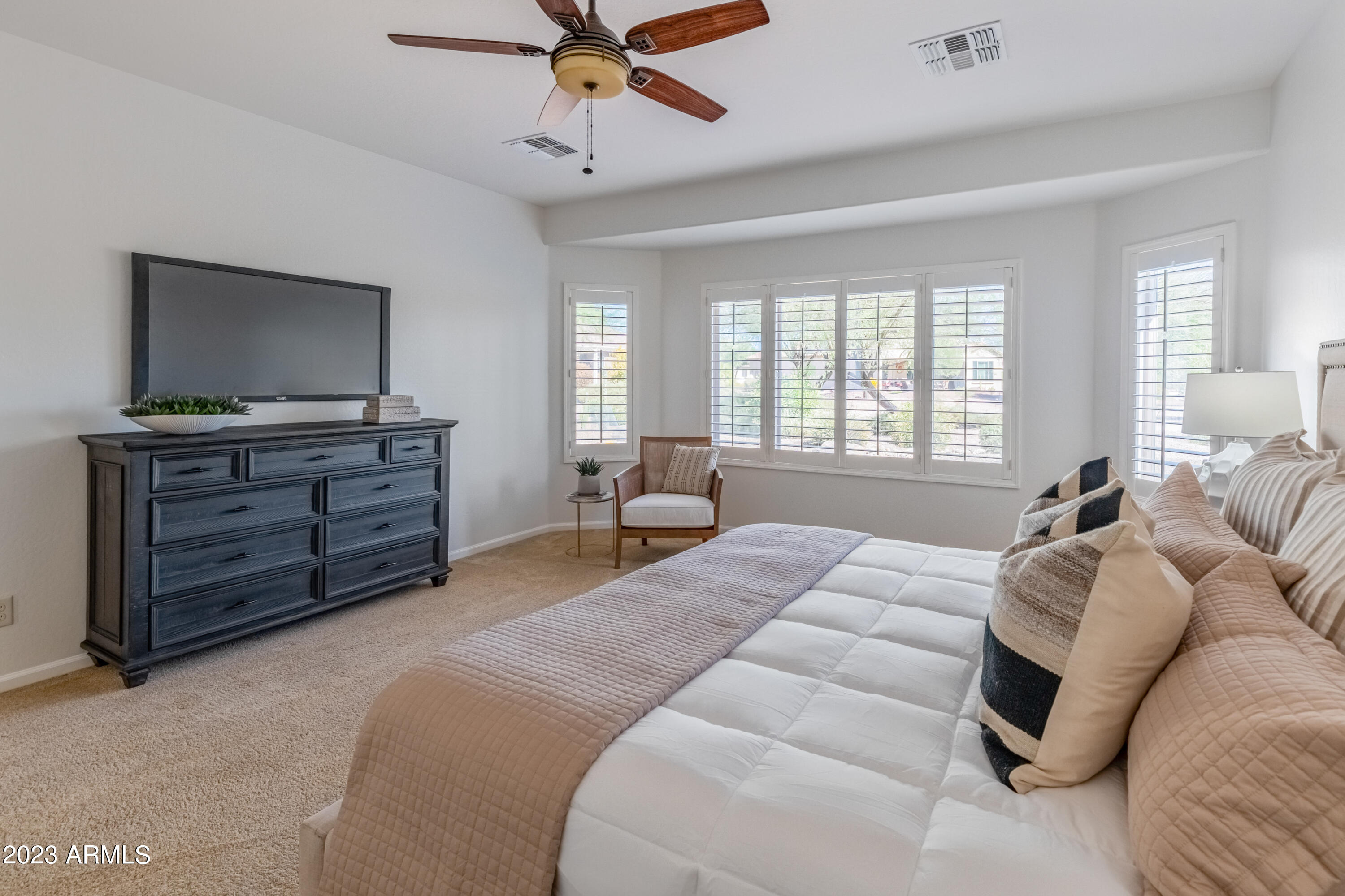 16478 West Almeria Road Goodyear, AZ 85395 - Photo 21 of 68 .