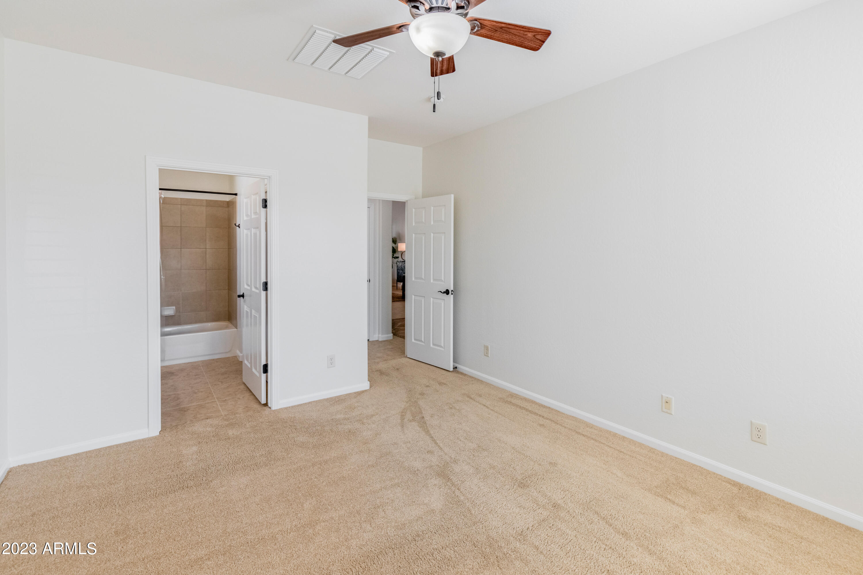 16478 West Almeria Road Goodyear, AZ 85395 - Photo 29 of 68 .
