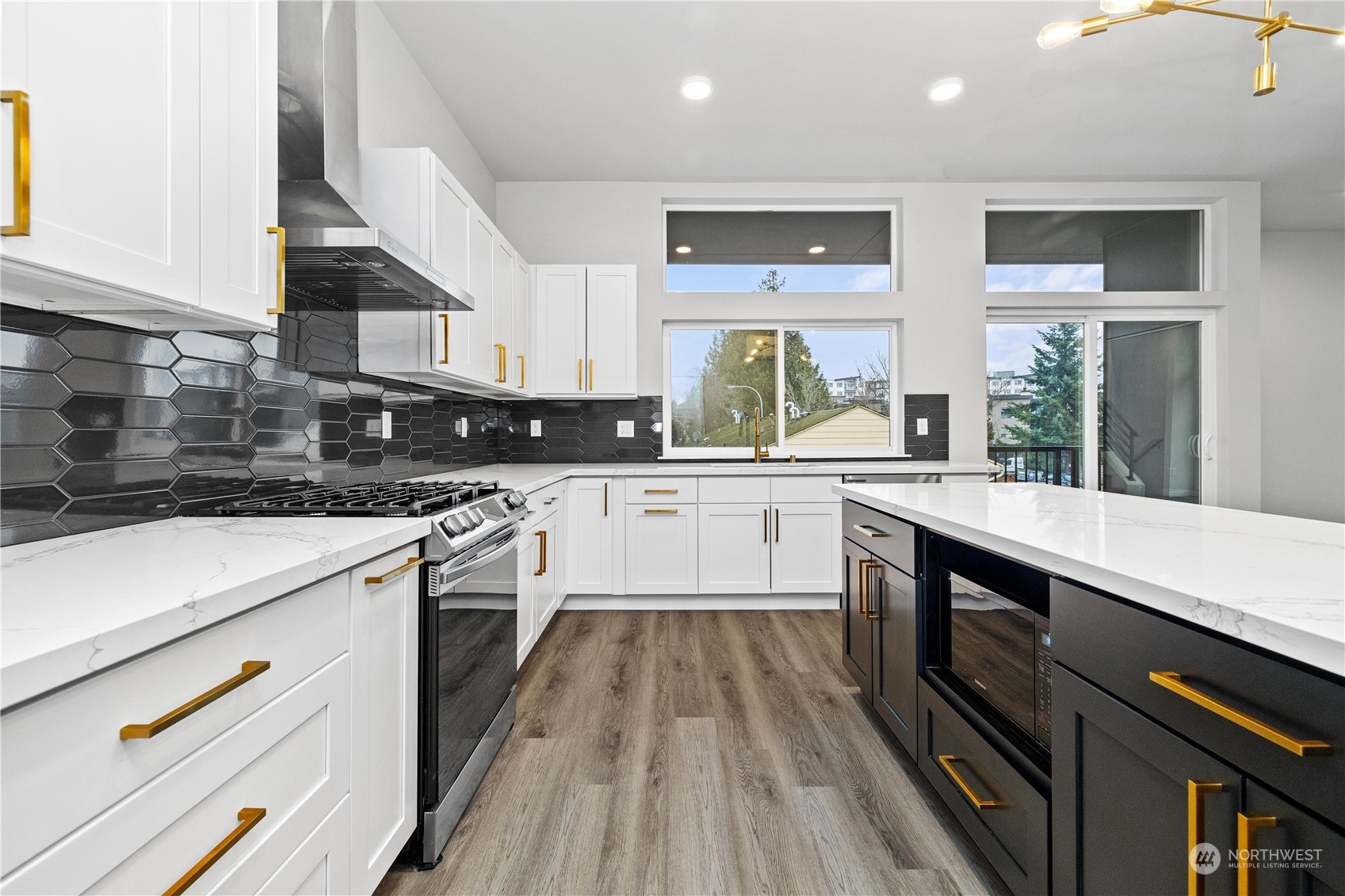 2800 Northeast 12th Street Renton, WA 98056 - Photo 15 of 37 Gallery Image 15