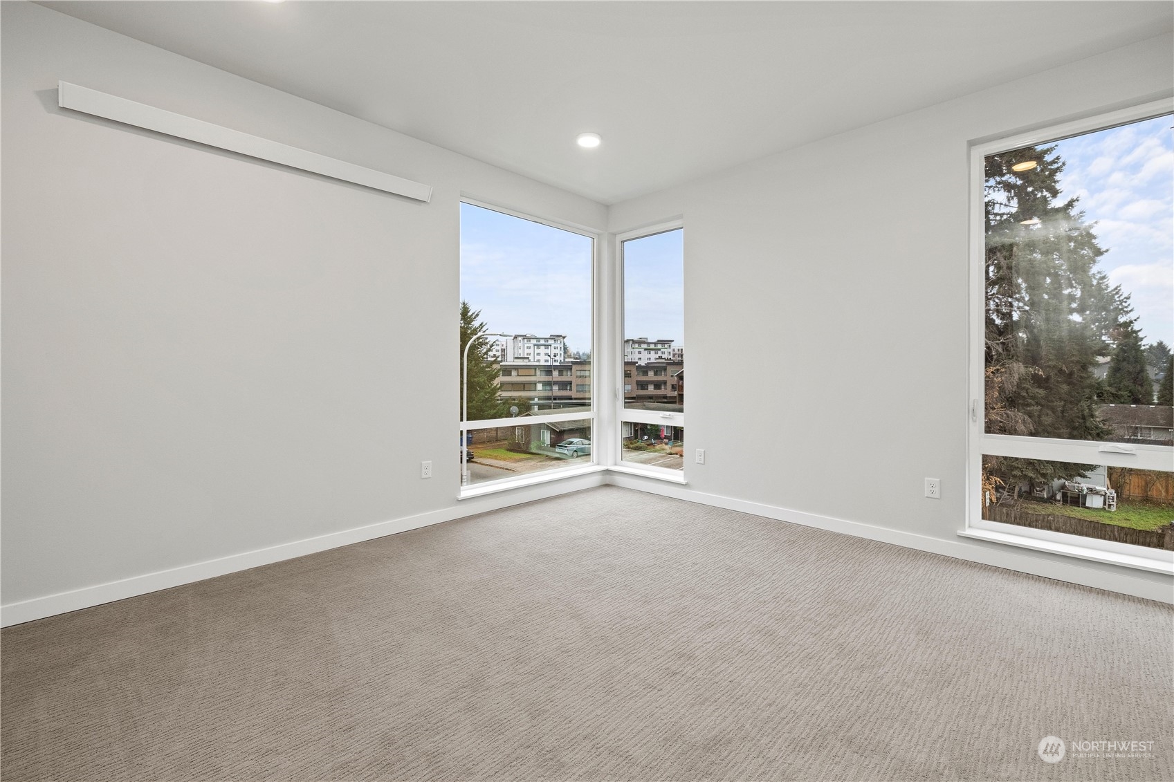 2800 Northeast 12th Street Renton, WA 98056 - Photo 19 of 37 Gallery Image 19