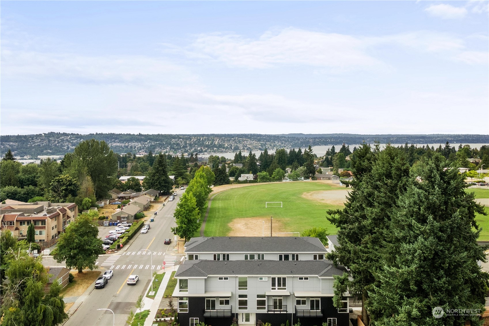 2800 Northeast 12th Street Renton, WA 98056 - Photo 36 of 37 Gallery Image 36