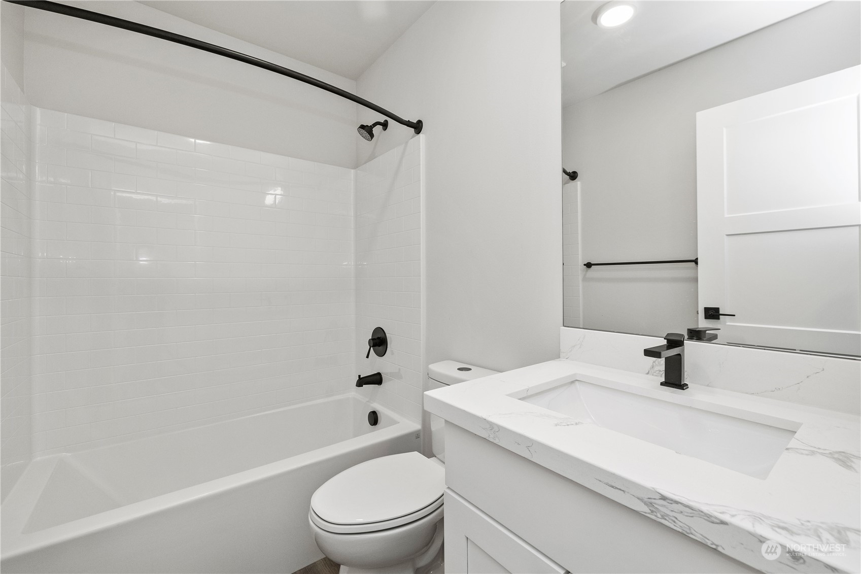 2800 Northeast 12th Street Renton, WA 98056 - Photo 8 of 37 Gallery Image 8