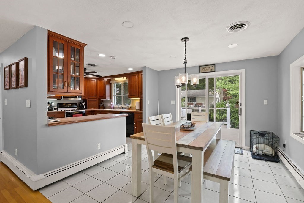 27 Alden Road Wareham, MA 02571 - Photo 6 of 39