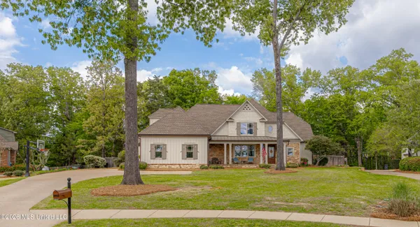 $872,300 | 148 Cedar Woods Cove, Madison, MS 39110