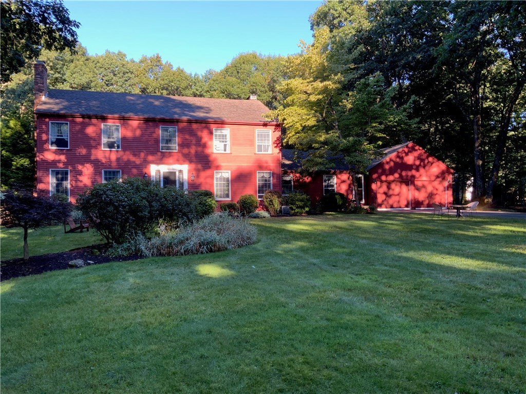17 Wingate Road Lincoln, RI 02865 - Photo 1 of 31 Gallery Image 1
