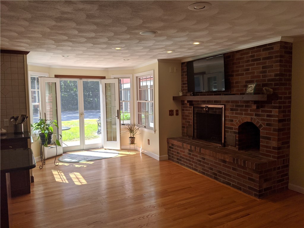 17 Wingate Road Lincoln, RI 02865 - Photo 12 of 31 Gallery Image 12