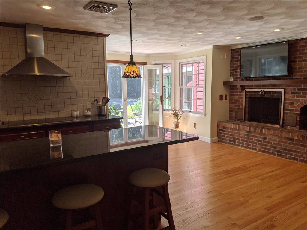 17 Wingate Road Lincoln, RI 02865 - Photo 14 of 31 Gallery Image 14