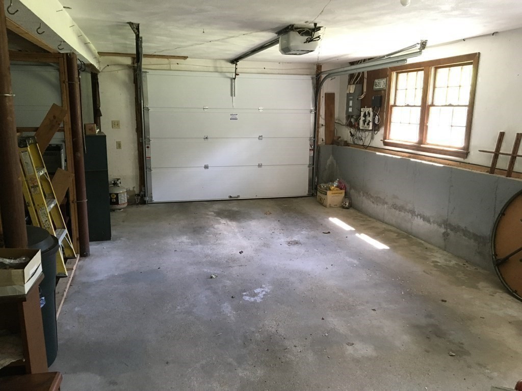141 Upton Road Westborough, MA 01581 - Photo 31 of 42