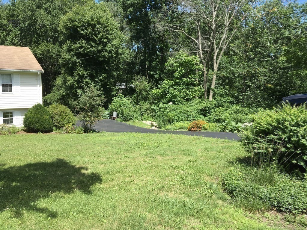 141 Upton Road Westborough, MA 01581 - Photo 38 of 42
