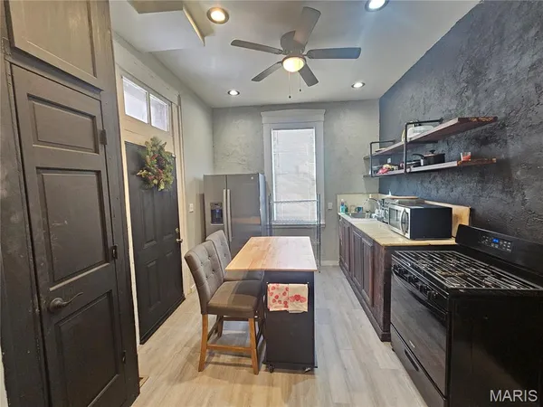 $99,999 | 3307 19th Street, St. Louis, MO 63107
