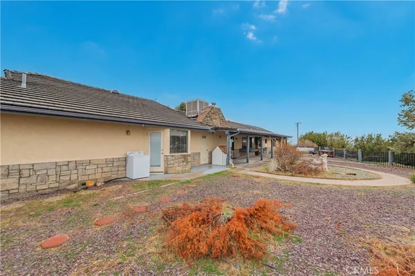 $558,800 | 9539 Soledad Road, Pinon Hills, CA 92372