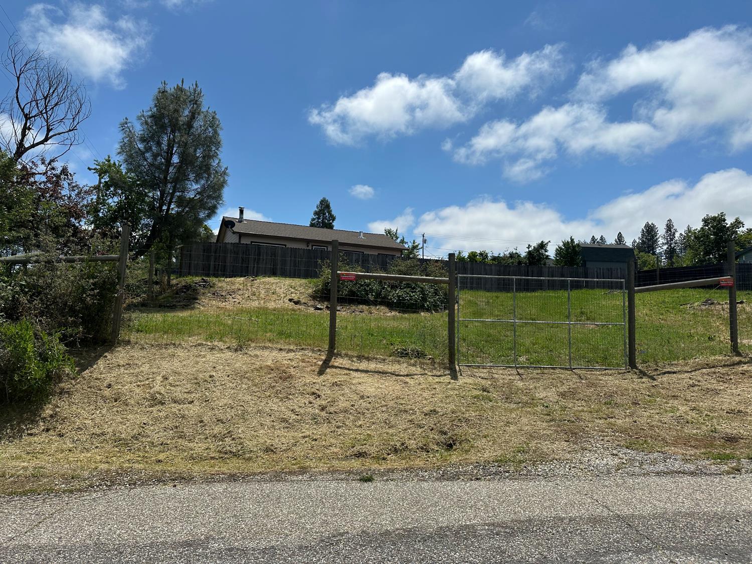 984 Slate Creek Road Grass Valley, CA 95945 - Photo 1 of 8