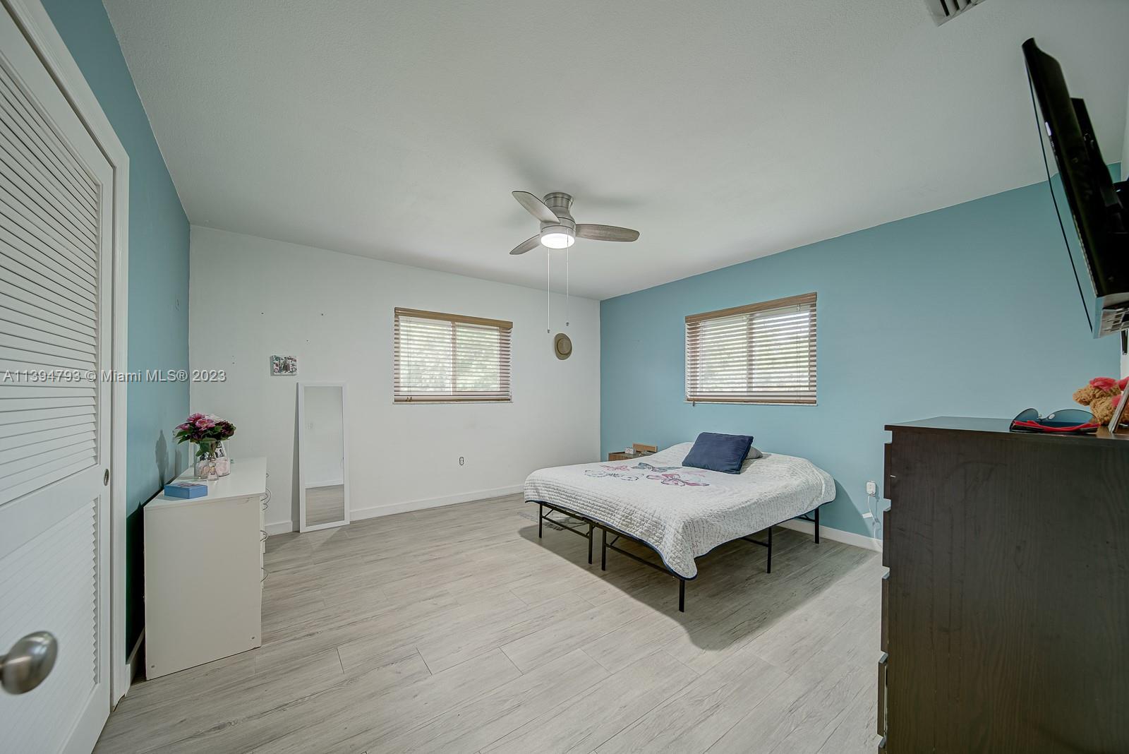 16700 Southwest 51st Court Southwest Ranches, FL 33331 - Photo 12 of 29 Gallery Image 12