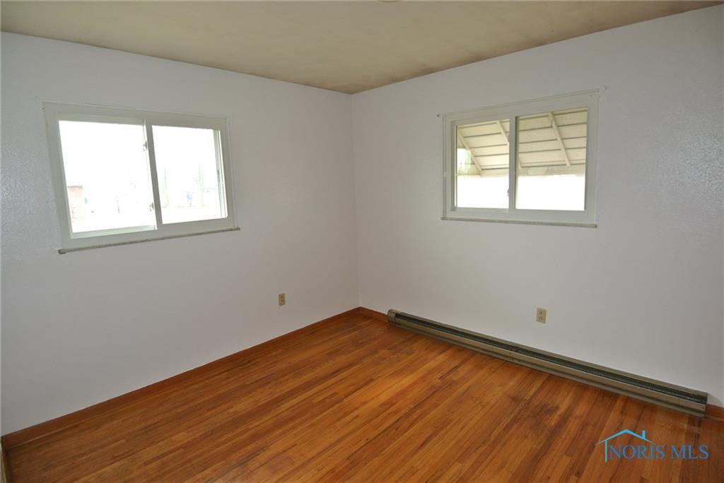 466 North Stadium Road Oregon, OH 43616 - Photo 10 of 17 Gallery Image 10