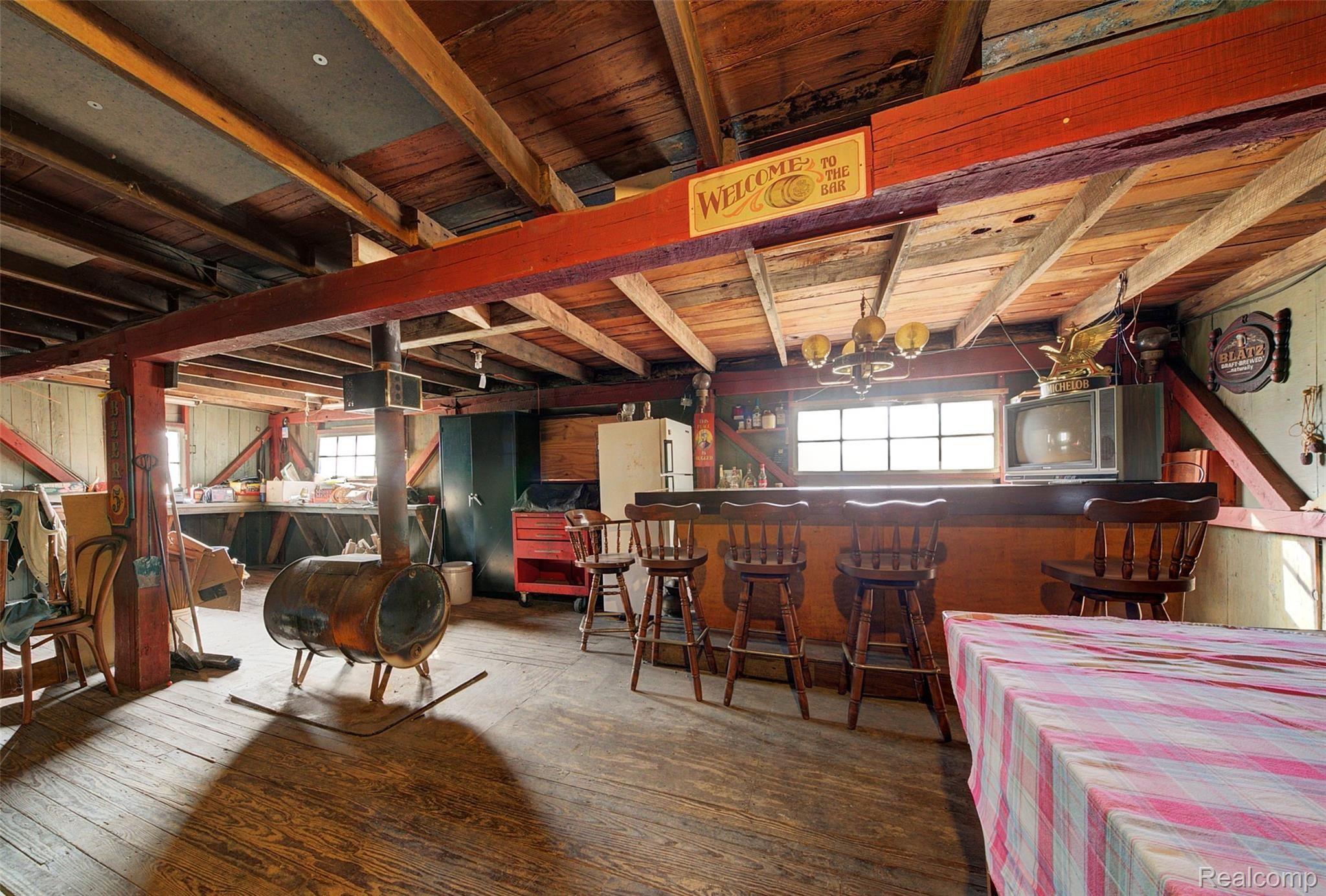 50025 Geddes Road Canton, MI 48188 - Photo 43 of 48 43 Pole Barn.jpg