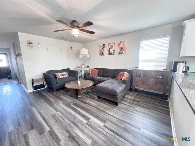 $1,500 | 2049 Meadow Pipit, New Braunfels, TX 78130