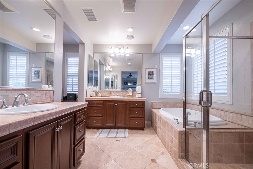 3134 Griffon Court Simi Valley, CA 93065 - Photo 39 of 75