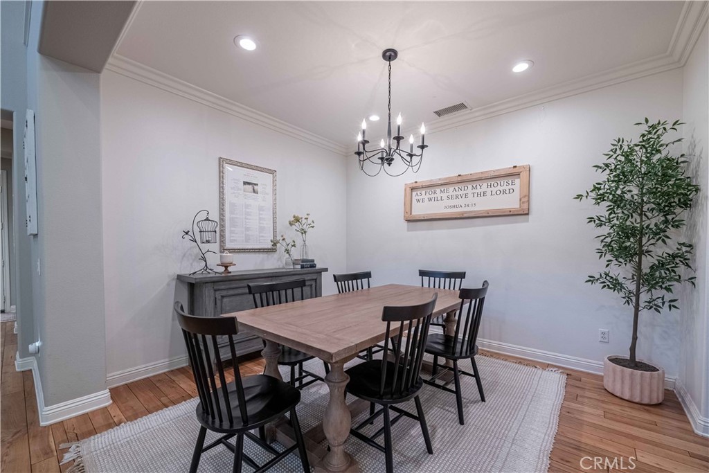 3134 Griffon Court Simi Valley, CA 93065 - Photo 6 of 75