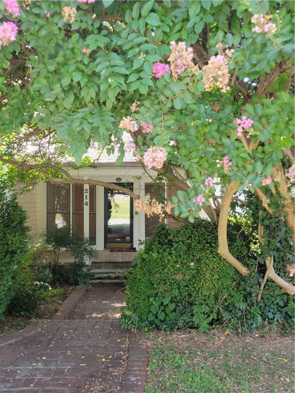 214 Walhalla Street Westminster, SC 29693 - Photo 1 of 33 Gallery Image 1