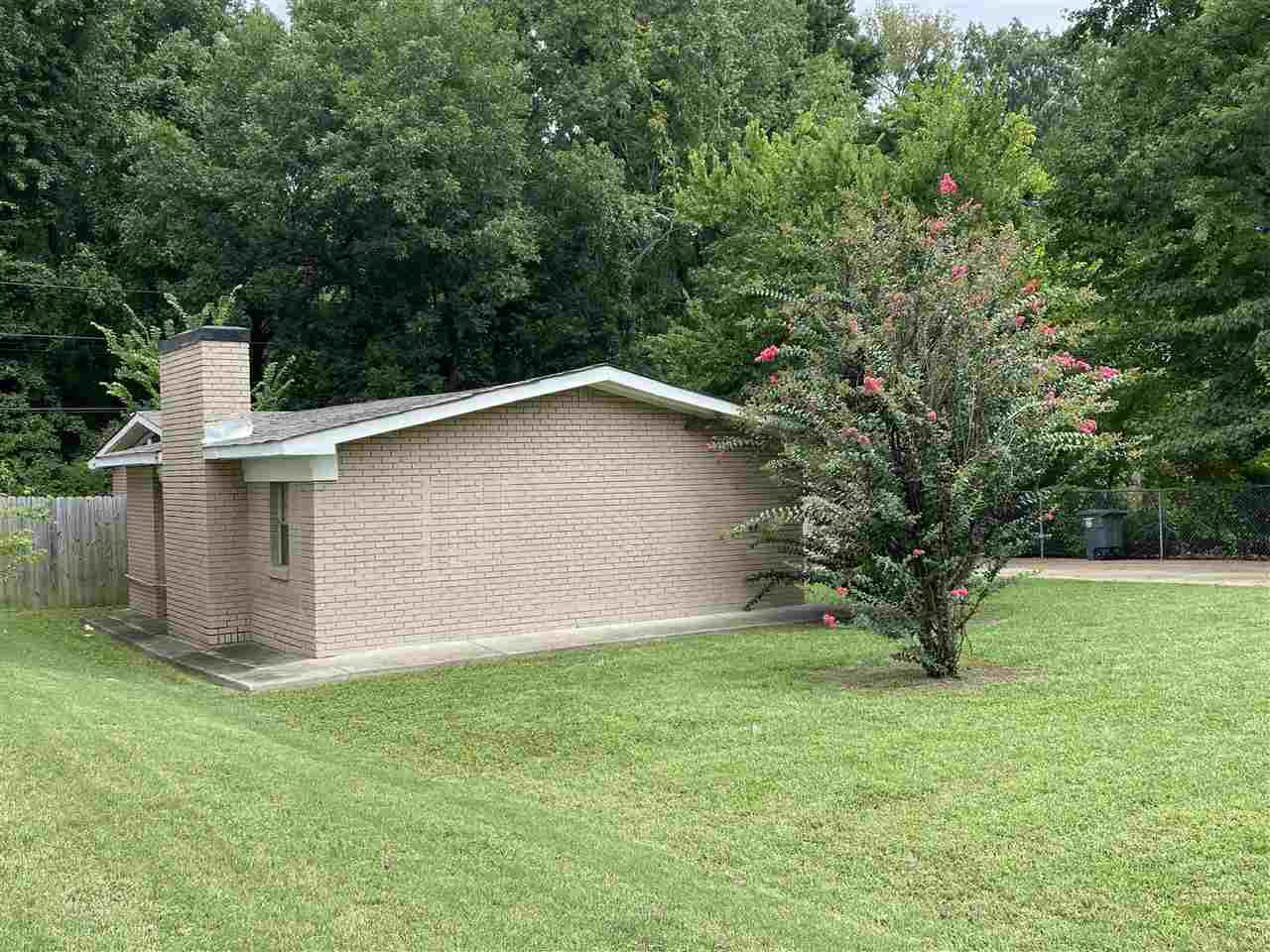 1748 Hester Road Memphis, TN 38116 - Photo 5 of 5