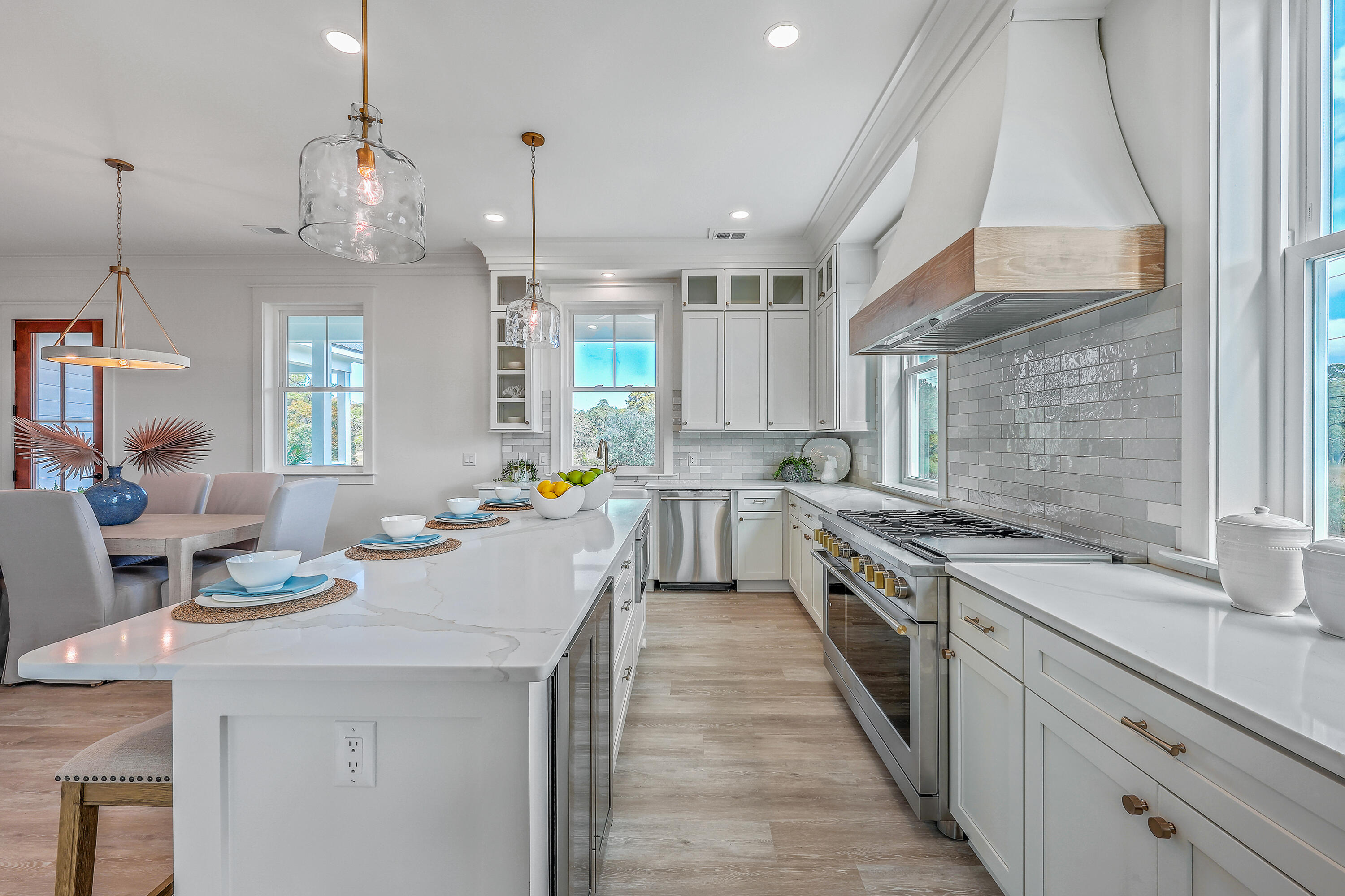 219 Wappoo Road Charleston, SC 29407 - Photo 14 of 52 ZYN_0486_87_88_89_90_91_92