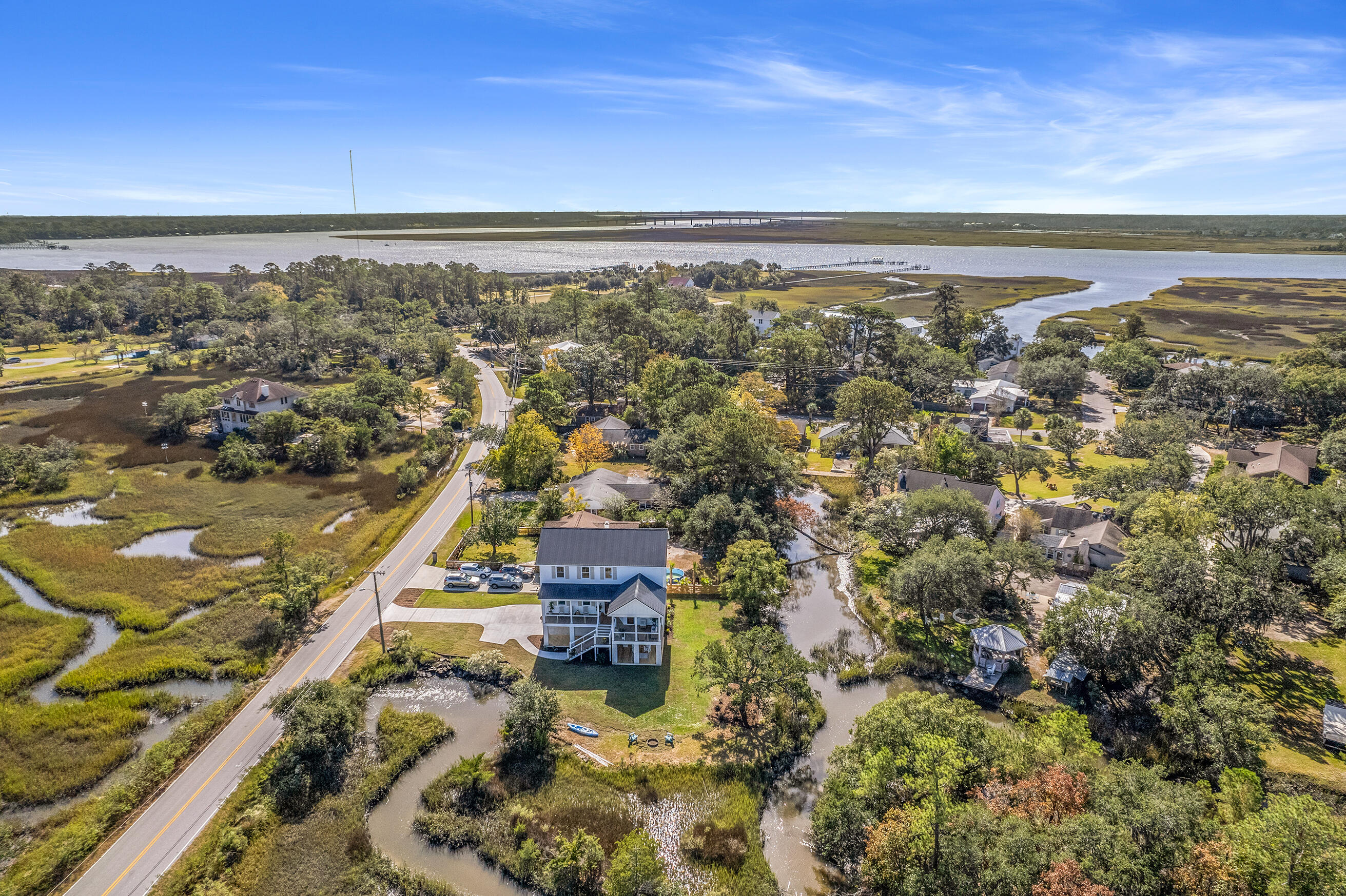 219 Wappoo Road Charleston, SC 29407 - Photo 2 of 52 ZYN__15