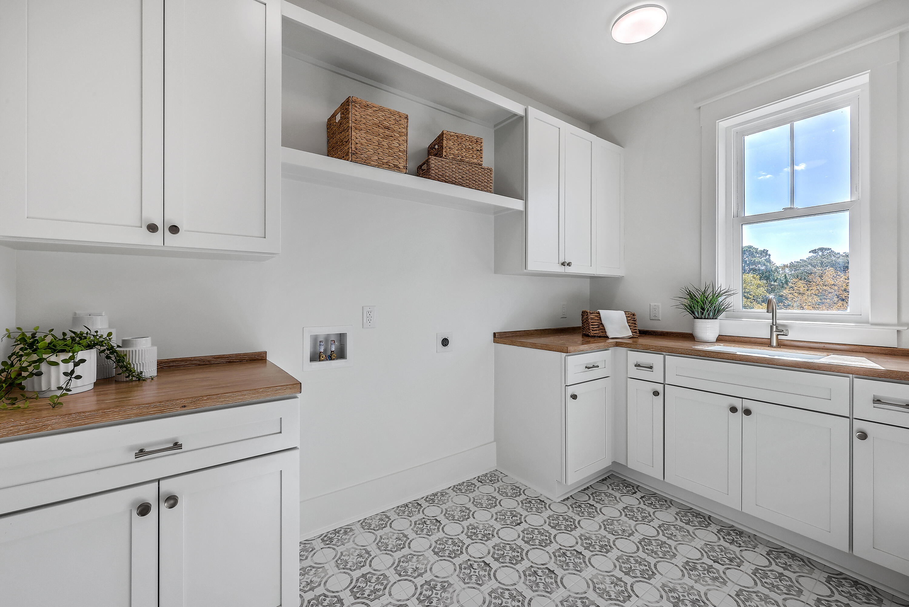 219 Wappoo Road Charleston, SC 29407 - Photo 34 of 52 ZYN_0619_20_21_22_23_24_25