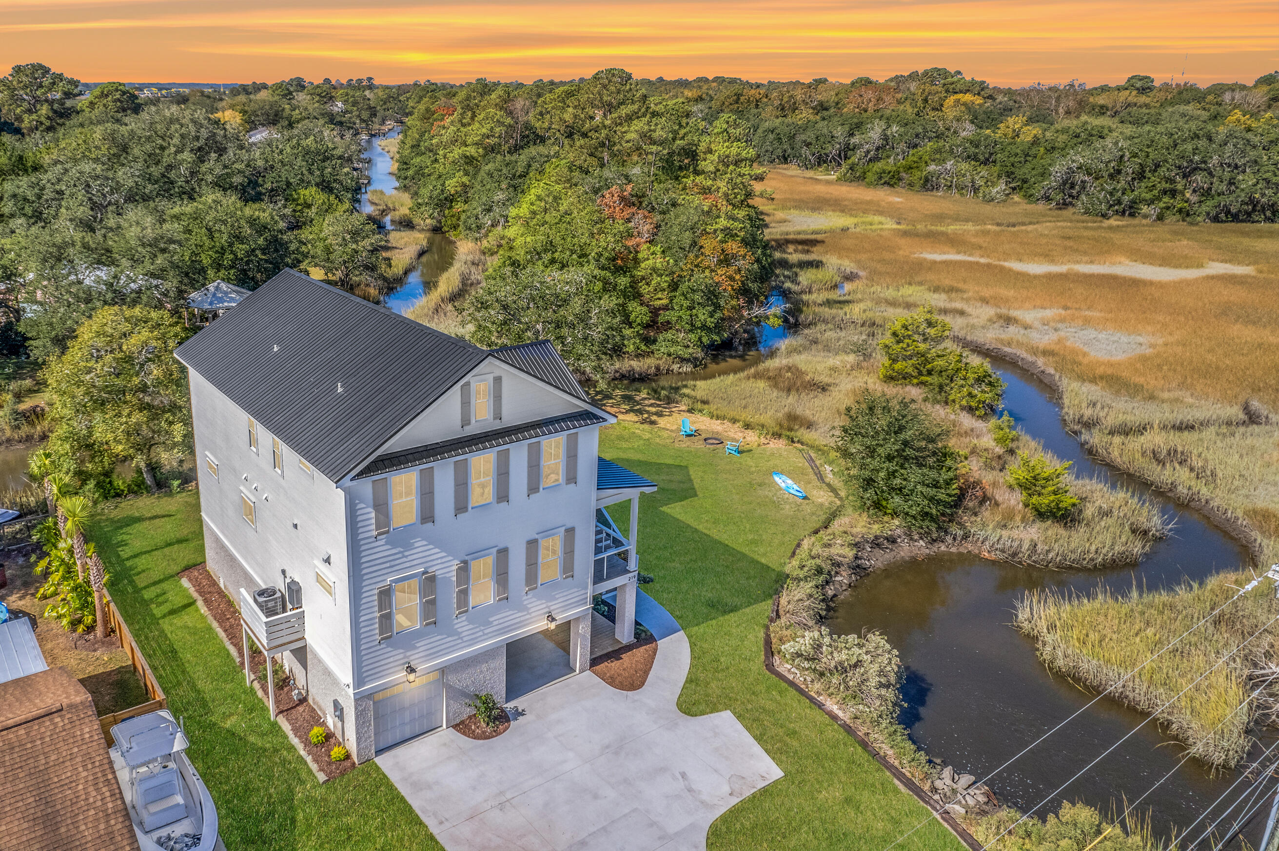 219 Wappoo Road Charleston, SC 29407 - Photo 4 of 52 twilight_3 copy