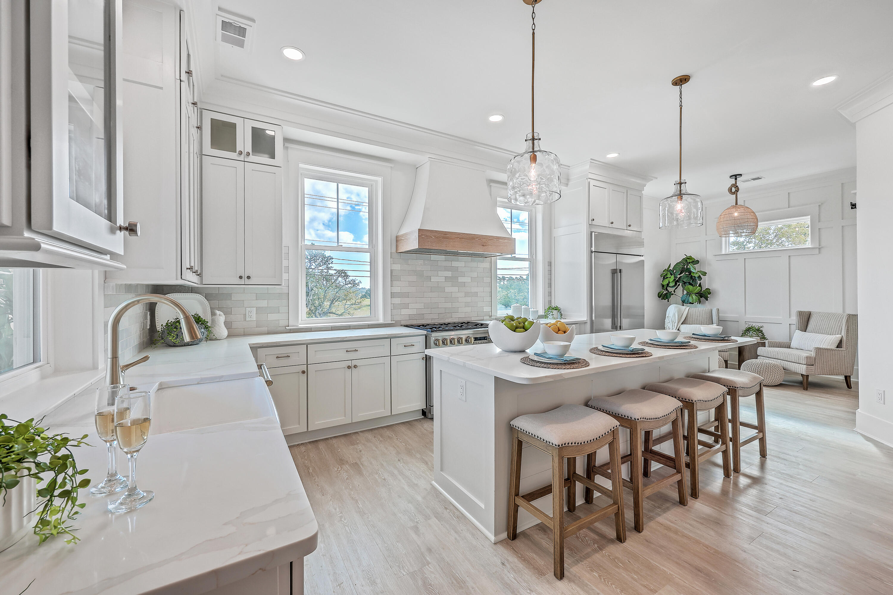 219 Wappoo Road Charleston, SC 29407 - Photo 7 of 52 ZYN_0465_66_67_68_69_70_71