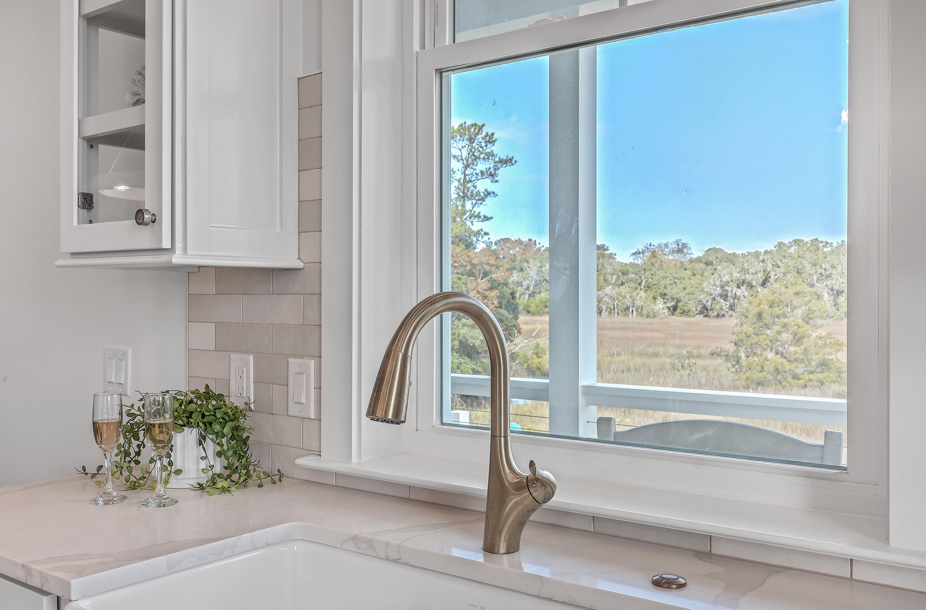 219 Wappoo Road Charleston, SC 29407 - Photo 9 of 52 ZYN_0507_08_09_10_11_12_13