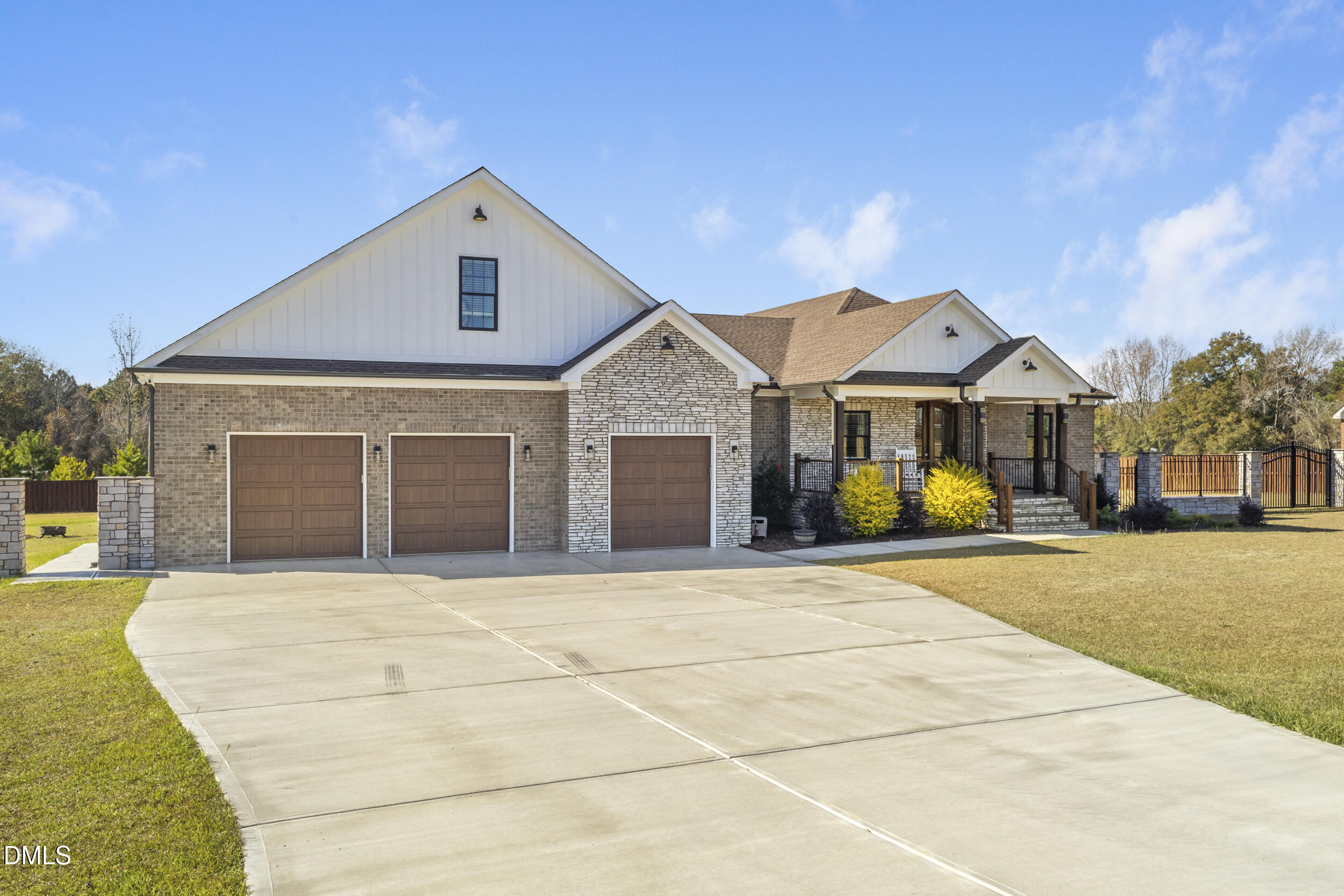830 Wiggins Road Angier, NC 27501 - Photo 5 of 45 3_img_0913