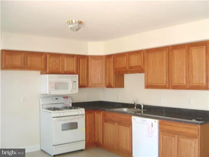 804 Greenhill Road Sharon Hill, PA 19079 - Photo 3 of 12 Kitchen