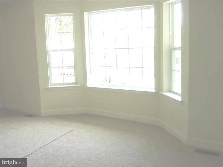 804 Greenhill Road Sharon Hill, PA 19079 - Photo 9 of 12 Living Room