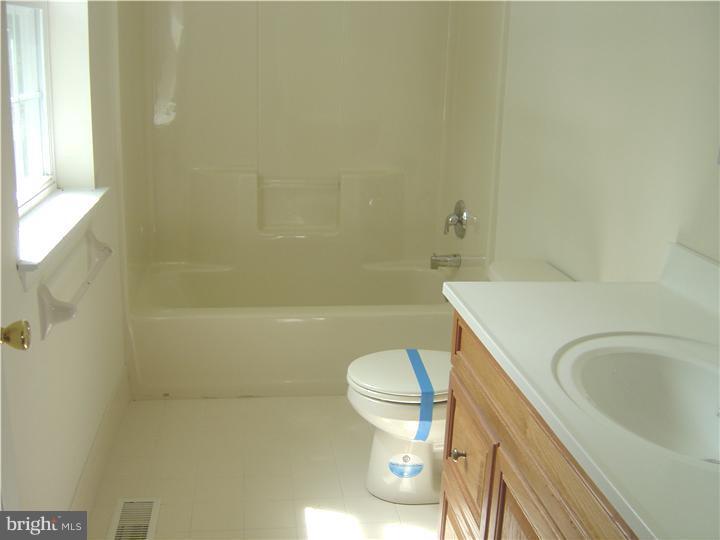 804 Greenhill Road Sharon Hill, PA 19079 - Photo 10 of 12 Bathroom