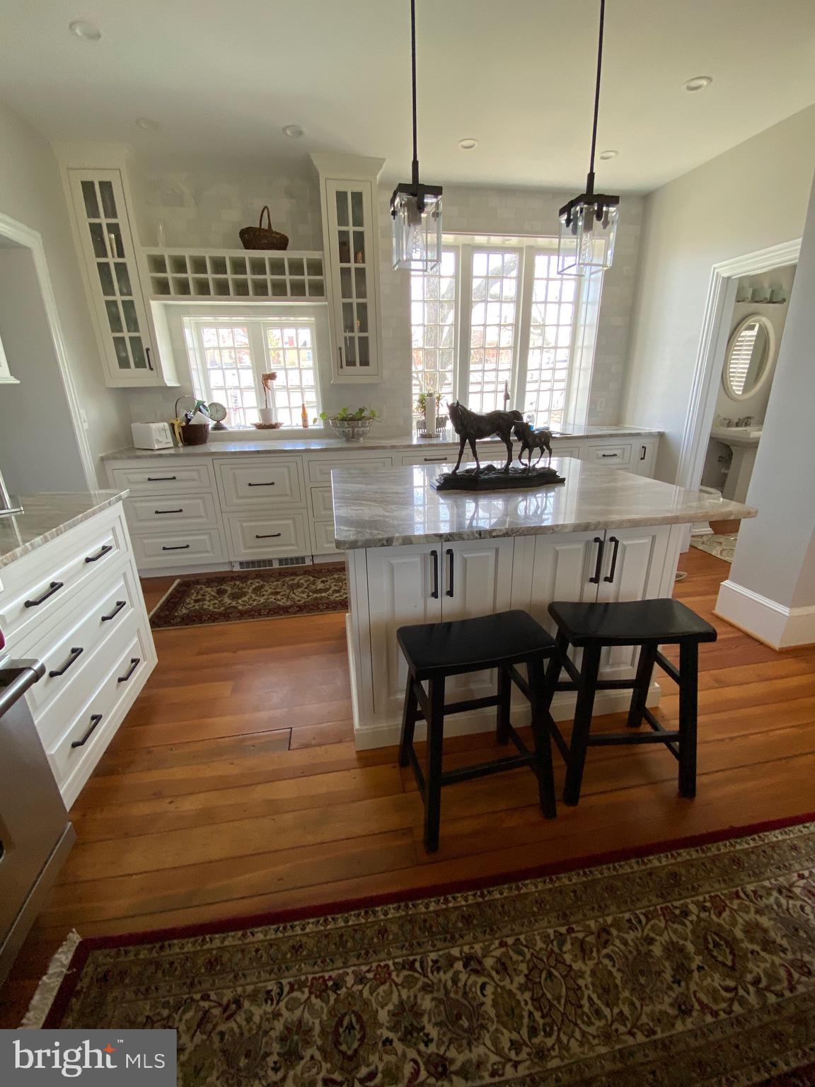 74 Waterloo Street Warrenton, VA 20186 - Photo 4 of 19 a dining room with furniture and window